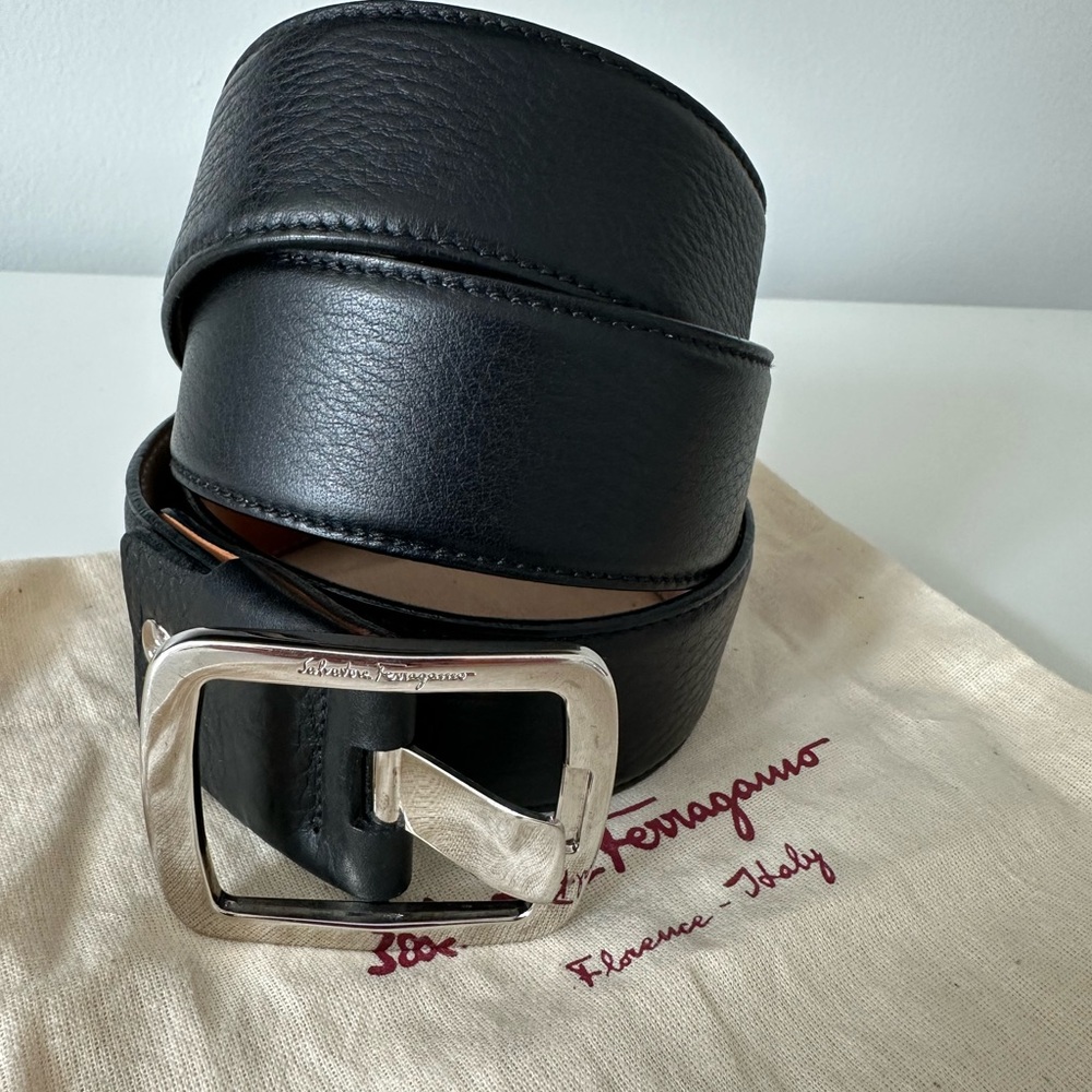Salvatore Ferragamo Black Belt with Silver Buckle unisex size 85/34